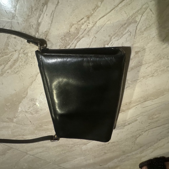 Vintage Givenchy Black Leather Shoulder bag. - Picture 13 of 16